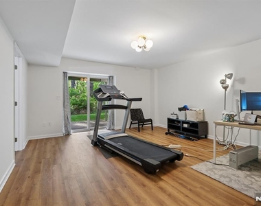 79 Lakeview - Photo Thumbnail 36