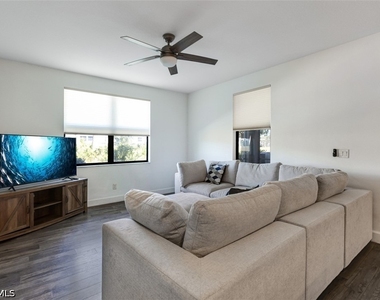 26483 Bonita Fairways Boulevard - Photo Thumbnail 11