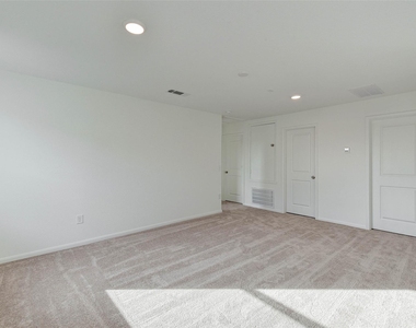 25821 Hedgerow Drive - Photo Thumbnail 28