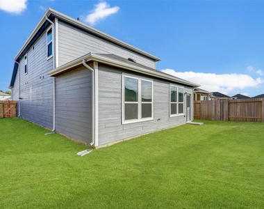 25821 Hedgerow Drive - Photo Thumbnail 44