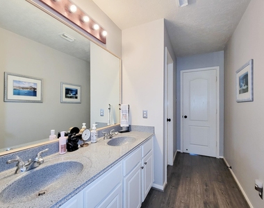 11115 Brandon Gate - Photo Thumbnail 8