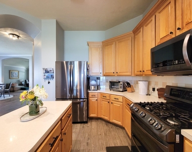 11115 Brandon Gate - Photo Thumbnail 17