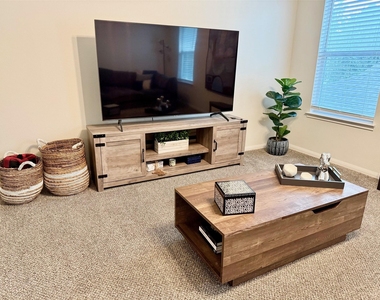 142 E Spindle Tree Circle - Photo Thumbnail 18
