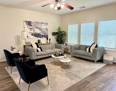 142 E Spindle Tree Circle - Photo Thumbnail 13