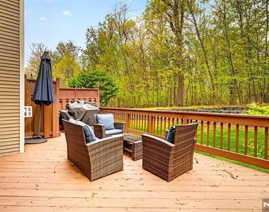 554 Adirondack - Photo Thumbnail 43