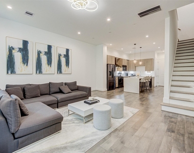 5839 Dolores Street - Photo Thumbnail 11