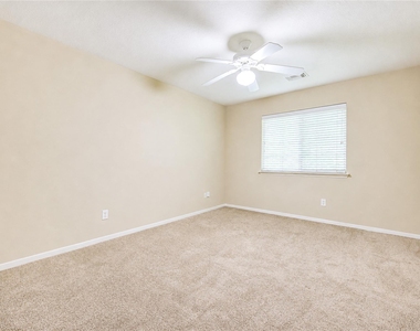 14009 Hollow Canyon Lane - Photo Thumbnail 8