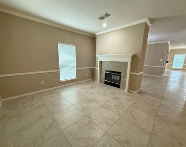 14009 Hollow Canyon Lane - Photo Thumbnail 2