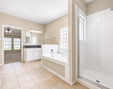 14009 Hollow Canyon Lane - Photo Thumbnail 7