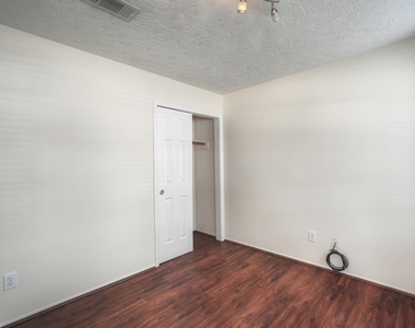 1226 Berrystone Trail - Photo Thumbnail 27