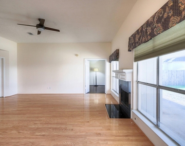 1226 Berrystone Trail - Photo Thumbnail 14
