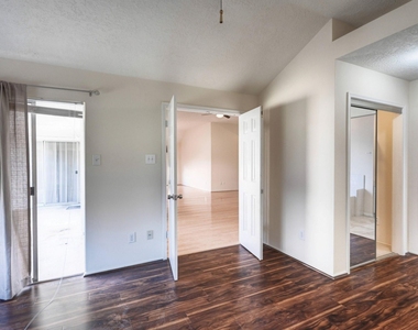 1226 Berrystone Trail - Photo Thumbnail 22