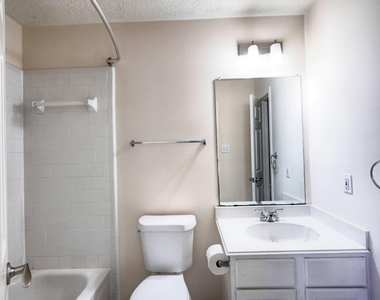 1226 Berrystone Trail - Photo Thumbnail 25