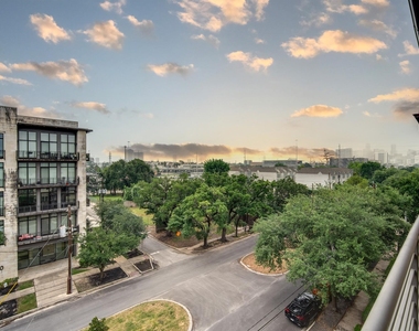 4819 Caroline Street - Photo Thumbnail 27