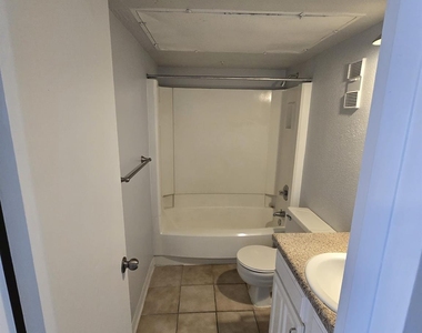 4747 Allendale Road - Photo Thumbnail 2