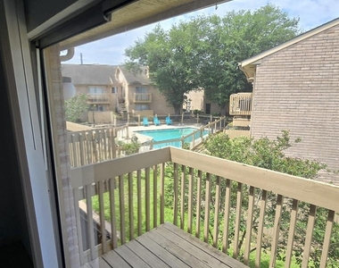 4747 Allendale Road - Photo Thumbnail 4