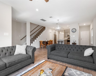 17137 Wilthorne Colony Court - Photo Thumbnail 7