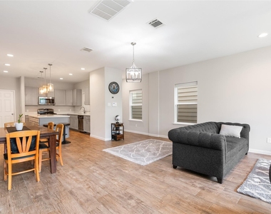 17137 Wilthorne Colony Court - Photo Thumbnail 4