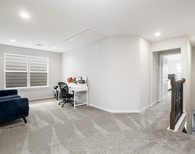 17137 Wilthorne Colony Court - Photo Thumbnail 11