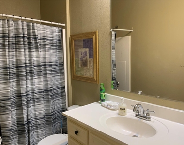 3006 Bolt Street - Photo Thumbnail 33