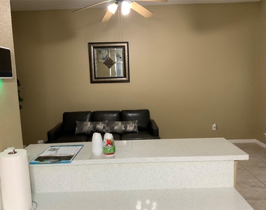 3006 Bolt Street - Photo Thumbnail 17