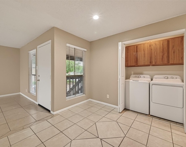 1500 Bay Area Boulevard - Photo Thumbnail 9