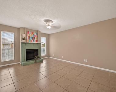 1500 Bay Area Boulevard - Photo Thumbnail 5