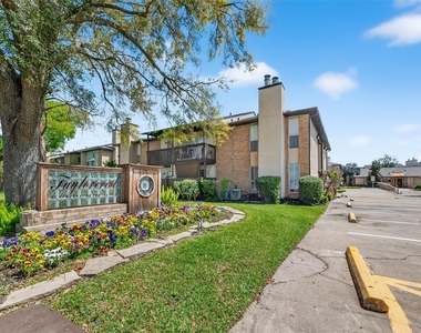 1500 Bay Area Boulevard - Photo Thumbnail 26