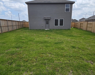 26706 Dalmatian Bellflower Drive - Photo Thumbnail 5