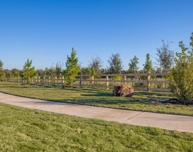 26706 Dalmatian Bellflower Drive - Photo Thumbnail 24