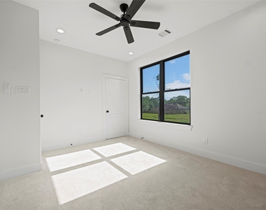 8417 Venus Street - Photo Thumbnail 21
