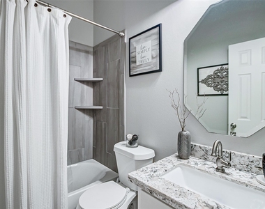 18207 Red Eagle Court - Photo Thumbnail 23