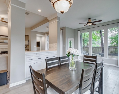 18207 Red Eagle Court - Photo Thumbnail 8