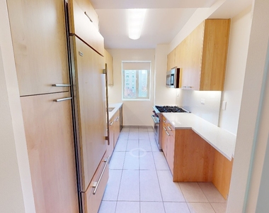 East 23rd Street - Photo Thumbnail 2