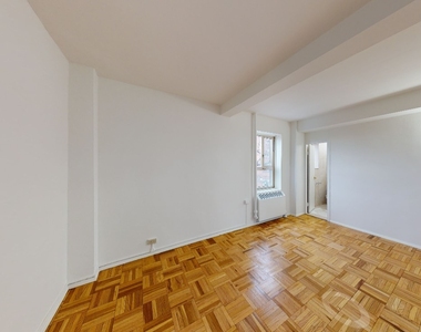 350 1st Avenue - Photo Thumbnail 6