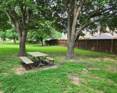 6922 Gentle Breeze Drive - Photo Thumbnail 32