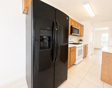 7219 Brookville Lane - Photo Thumbnail 9