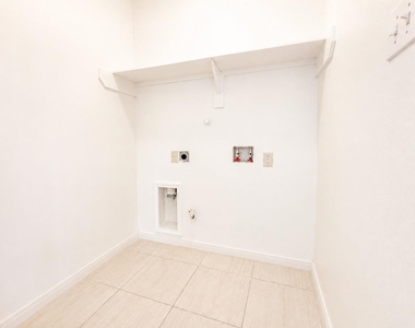 7219 Brookville Lane - Photo Thumbnail 28