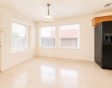 7219 Brookville Lane - Photo Thumbnail 19
