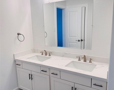 3306 Quarry Place Lane - Photo Thumbnail 14