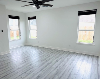 3306 Quarry Place Lane - Photo Thumbnail 5