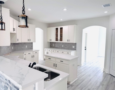 3306 Quarry Place Lane - Photo Thumbnail 10