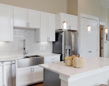 7704 Nasser Lane - Photo Thumbnail 20
