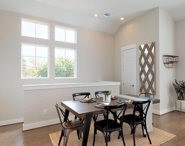 7704 Nasser Lane - Photo Thumbnail 16