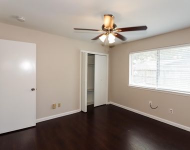 3618 Quail Meadow Drive - Photo Thumbnail 9
