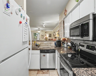 501 W 26th Street - Photo Thumbnail 19