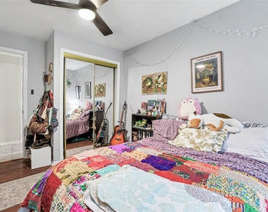 501 W 26th Street - Photo Thumbnail 7