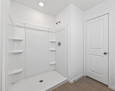 6273 Alder Creek Drive - Photo Thumbnail 31
