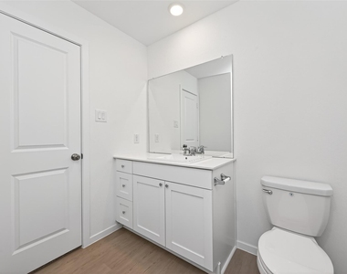 6273 Alder Creek Drive - Photo Thumbnail 32