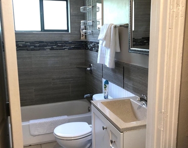 5417 Ennis Street - Photo Thumbnail 8